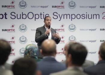 المصرية للاتصالات تدعم تطوير كوادر جديدة في صناعة الكابلات البحرية وتنقل الخبرات العالمية للشباب والخريجين