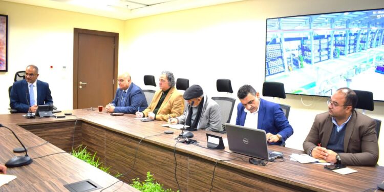  نائب وزير الإسكان يبحث أوجه التعاون مع مسئولي إحدى شركات القطاع الخاص المهتمة بتوطين صناعة مضخات مياه الشرب والصرف الصحي في مصر 