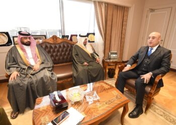 الجزار: لدينا فرص واعدة للاستثمار في المجالات المتنوعة.. ونوفر البيئة الملائمة للمستثمرين وخاصة أشقائنا العرب