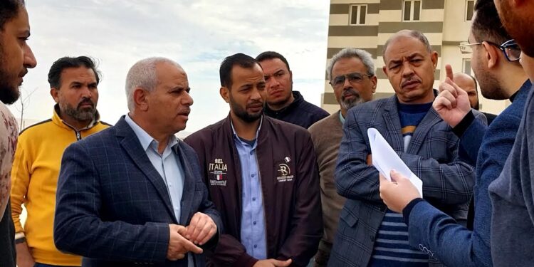 مسئولو ” الإسكان ” يتفقدون وحدات المبادرة الرئاسية ” سكن لكل المصريين” بمنطقة النرجس بمدينة 15 مايو