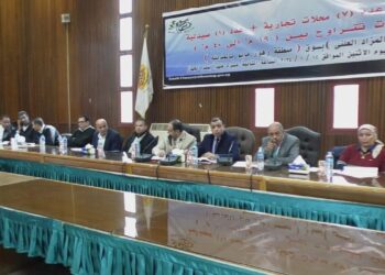 رئيس جهاز 15 مايو: بيع محال تجارية بمنطقة زهور مايو.. وضخ الغاز الطبيعى لوحدات دار مصر