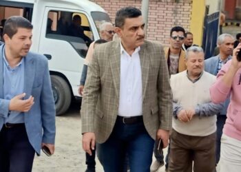 مسئولو ” الإسكان ” يتفقدون مشروعات المرافق الجاري تنفيذها بمدينة المنيا الجديدة