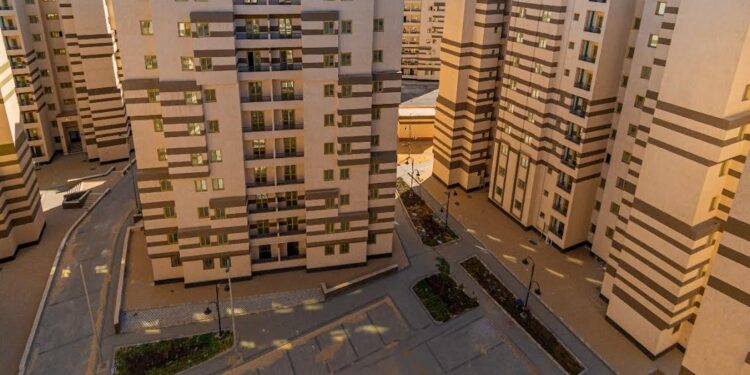 وزير الإسكان: طرح 984 وحدة سكنية بالمرحلة الأولى بمشروع “Valley towers” بمدينة حدائق أكتوبر