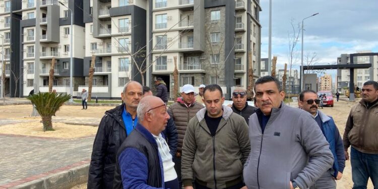 مسئولو ” الإسكان ” يتفقدون مشروعات المرافق والطرق الداخلية بمدينة بدمياط الجديدة