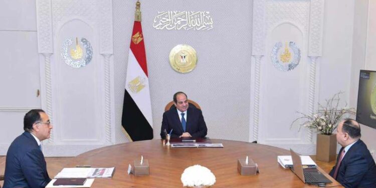 بنسبة زيادة في الأجور 50%.. تعرف على قرارت السيسي بأكبر حزمة اجتماعية عاجلة يتم تنفيذها مارس المقبل