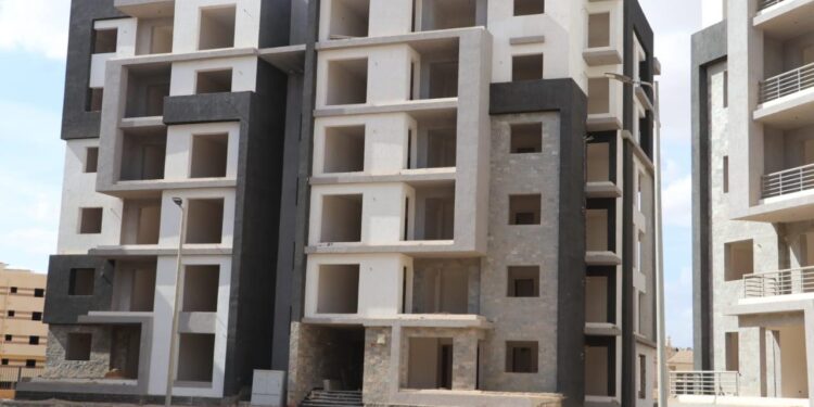 رئيس جهاز 6 أكتوبر يواصل جولاته التفقدية بمشروع “جنة” وأعمال رفع الكفاءة والتطوير بالمدينة