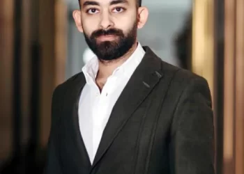 م . أحمد قدري – الرئيس التنفيذى لشركة SAK للتطوير العقارى  يجب علي البنوك تيسير إجراءات التمويل للمطورين والتمويل العقاري للعملاء بفائدة متناقصة