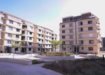 وزير الإسكان يتفقد مشروع باديا “واحة أكتوبر” بالشراكة مع شركة بالم هيلز للتطوير العقاري بمدينة أكتوبر الجديدة