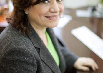 منى ذو الفقار: صناعة التمويل متناهي الصغر تنمو بـ 19% لتتجاوز 93 مليار جنيه