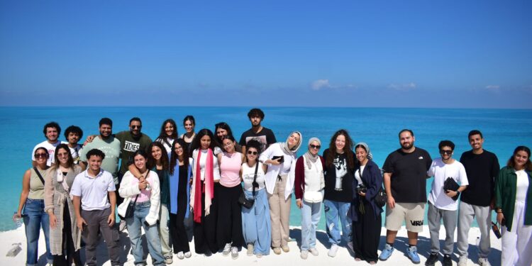 طلاب كلية الهندسة بالجامعة الألمانية يزورون مدينة العلمين الجديدة لتعزيز الخبرات العملية