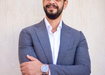 محمد عامر : ” رأس بناس ” ليست الوحيدة ومصر مليئة بالفرص الجاذبة للاستثمار بساحل البحر الأحمر 