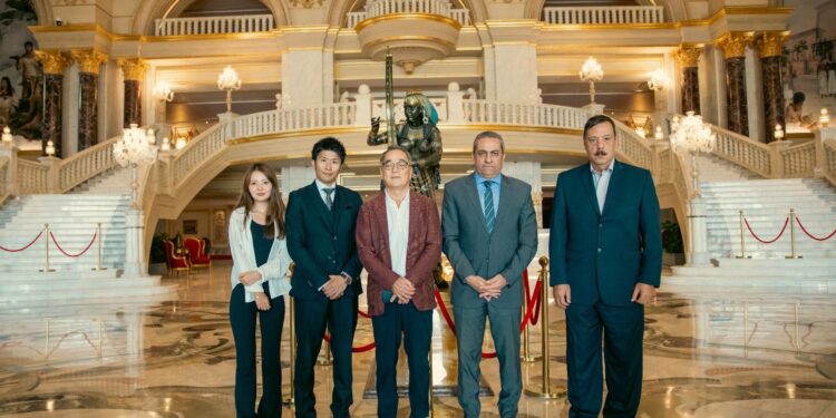 المهندس خالد عباس يستقبل وفد مجموعة شركات “تايتان كابيتال”