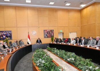 وزير الإسكان يتابع موقف تنفيذ وحدات المبادرة الرئاسية “سكن لكل المصريين” بعدد من المدن الجديدة والمحافظات