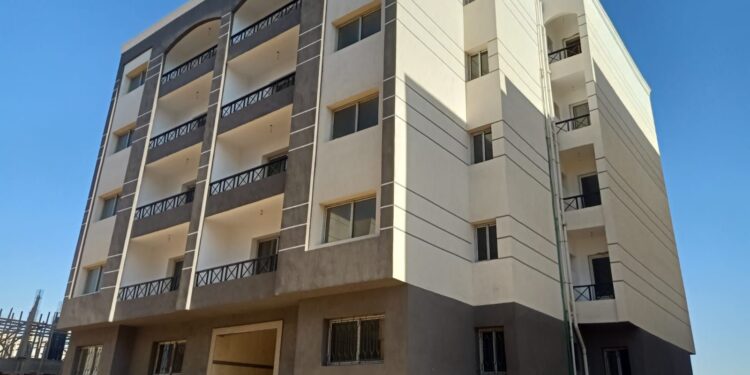 رئيس “صندوق تمويل المساكن” يُعلن تفاصيل التقدم لحجز 60 وحدة سكنية بمدينة العبور