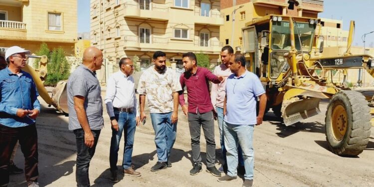 رئيسا جهازي بدر والعاشر من رمضان يتفقدان أعمال التطوير ورفع الكفاءة وتنسيق الموقع
