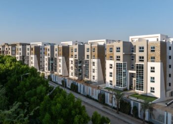 في احتفالية كبرى احياها رامي صبري وبوسي  أبني للتطوير تحتفل بتسليم ” جريني افينيو ” اول كومباوند سكنى ذكي بسوهاج الجديدة