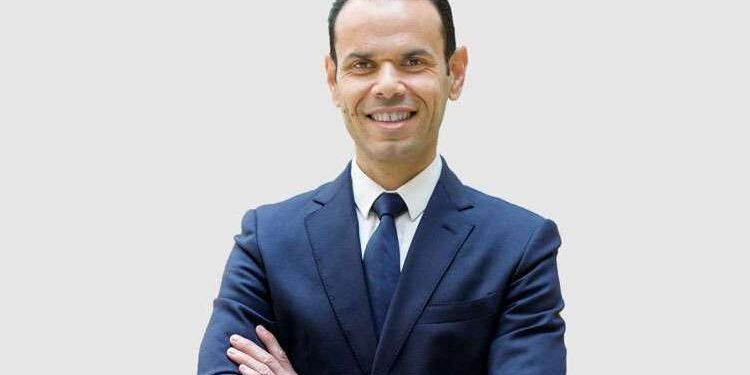 العسال في قبضة القضاء: اتهامات بتزوير توكيلات للاستيلاء على مصر إيطاليا