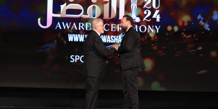 محمد شبل يفوز بجائزة أفضل رجل أعمال شاب عن 2024