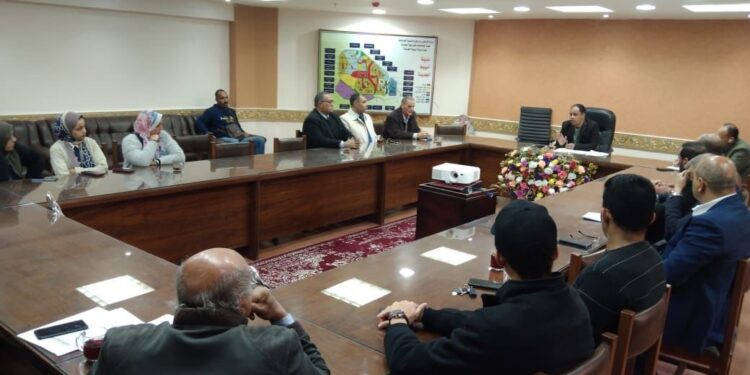 رئيس جهاز مدينة أسيوط الجديدة يلتقى سكان الحي الثالث لمناقشة مطالبهم ومقترحاتهم