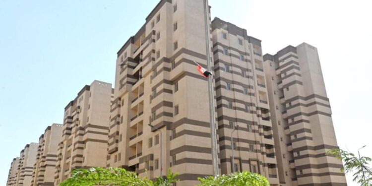 وزير الإسكان: اليوم..بدء تسليم الوحدات السكنية بمشروع “فالي تاورز” بمدينة حدائق أكتوبر