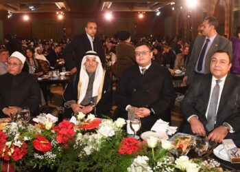 وزير الإسكان يشارك في الاحتفال بالذكرى الـ٦٤ للعيد الوطني لدولة الكويت والذكرى الـ٣٤ لعيد التحرير