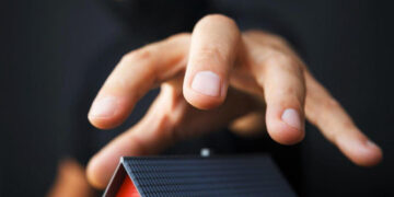 “ليتل جريس”: كارثة “مصر إيطاليا” المعلنة.. ملاك يكشفون المستور: “نصب مقنع” و”خرسانة متآكلة” وأحلام مهددة بالانهيار