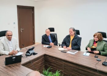 نائب وزير الاسكان يناقش مع ممثلي البنك الدولي سبل التعاون بالمشروعات المستقبلية