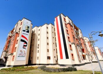 وزير الإسكان يتفقد وحدات المبادرة الرئاسية “سكن لكل المصريين” بحدائق العاصمة