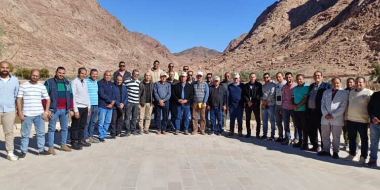 رئيس الجهاز المركزي للتعمير يتفقد مشروع تطوير مدينة سانت كاترين”التجلي الأعظم  فوق أرض السلام”