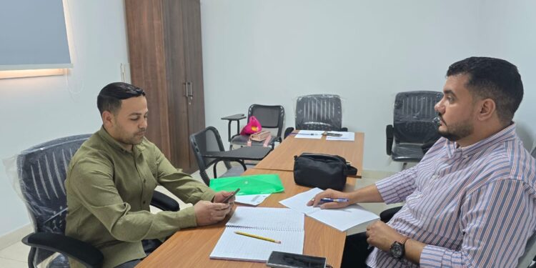 وزارة العمل تُعلن بدء إختبارات العمال المُرشحين للعمل بشركة مقاولات عامة بالإمارات ..