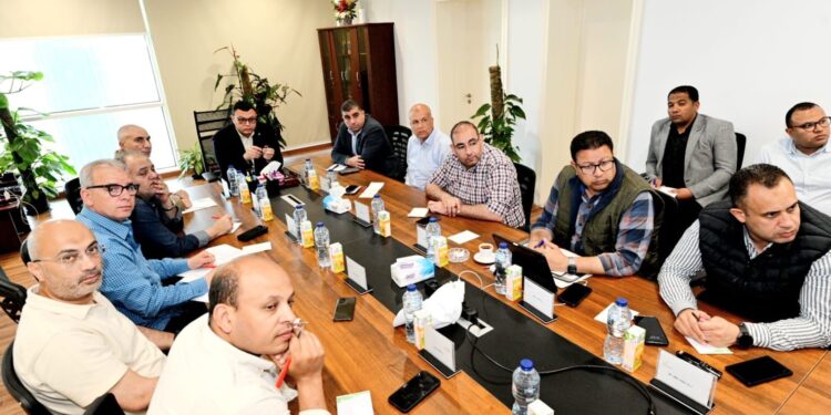 وزير الإسكان يختتم جولته بمتابعة موقف تنفيذ المشروعات التنموية بالعلمين الجديدة والساحل الشمالى الغربي