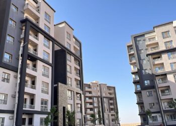 وزير الإسكان: إزالة التعديات عن 93 فدانا واستكمال مشروعات مدينة ملوي الجديدة