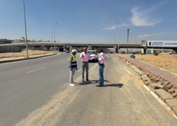 بداية من تقاطع كوبرى السادات وحتى طريق السويس بطول حوالي 6 كم لكل اتجاه:  رئيس الجهاز: بدء أعمال تطوير شارع التسعين الشمالي بالقاهرة الجديدة .. وجاهزية قطع أراض بالنرجس الجديدة لتوصيل الكهرباء