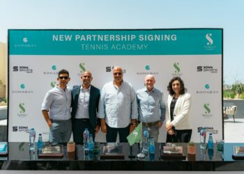 تعلن مجموعة شركات سوما باي عن شراكاتها الإستراتيجية مع أكاديميتي ONEflow لكرة القدم وS Tennis لتعزيز مكانتها كوجهة رياضية عالمية