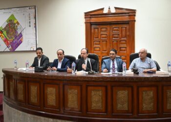 في مزاد علني.. “الإسكان”: بيع محال تجارية ومخابز ووحدات إدارية بالعاشر من رمضان والعبور الجديدة