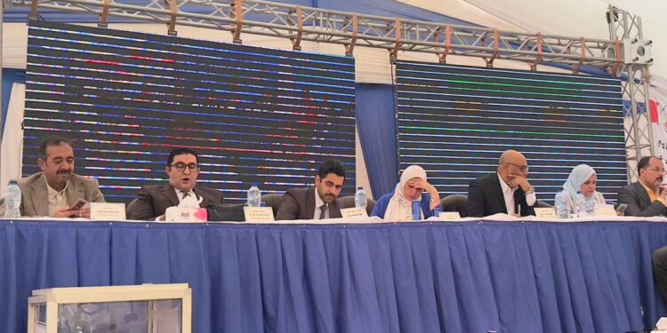 وزير الإسكان: تخصيص أراضي للمواطنين بقرعتين في مدينة العبور الجديدة