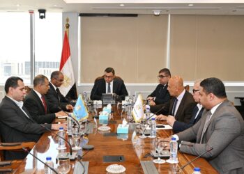 وزير الإسكان يتابع موقف منظومة الصرف الصحي بمدن شرق القاهرة والمستهدف تنفيذه حتى 2030