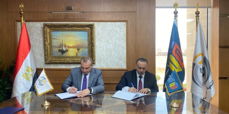 بروتوكول تعاون بين “صندوق التنمية الحضرية ومحافظة اسيوط” لتعويض سكان 244 وحدة سكنية