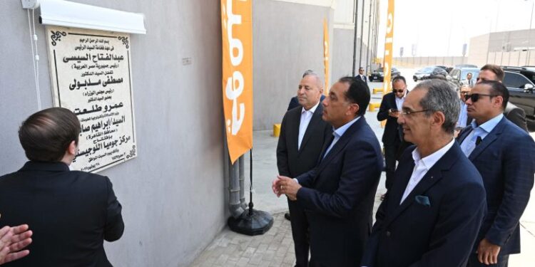 الأضخم من نوعه.. “مدبولي” يشهد افتتاح أكبر مستودع لوجستي لـ”جوميا” في مصر بتقنيات ذكية