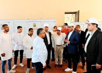 وزير الإسكان يتفقد محطة شرب “نبروه” ويوجّه بسرعة الانتهاء من التشغيل التجريبي لمحطة “بلقاس”