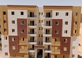 بالصور.. وزير الإسكان يتابع مراحل تسليم وحدات “سكن لكل المصريين” في المدن الجديدة