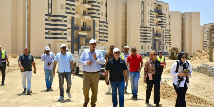 مسئولو مدينة السويس الجديدة يستقبلون وفدا من شركة السويس للبترول ضمن مبادرة “اعرف مدينتك”