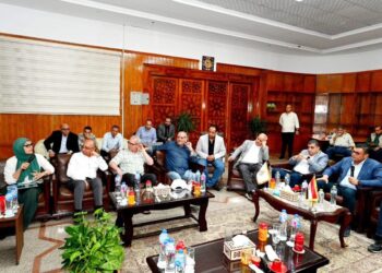 توجيه عاجل من وزير الإسكان بوضع تصور لطرح الأراضي غير المستغلة في المدن للمستثمرين