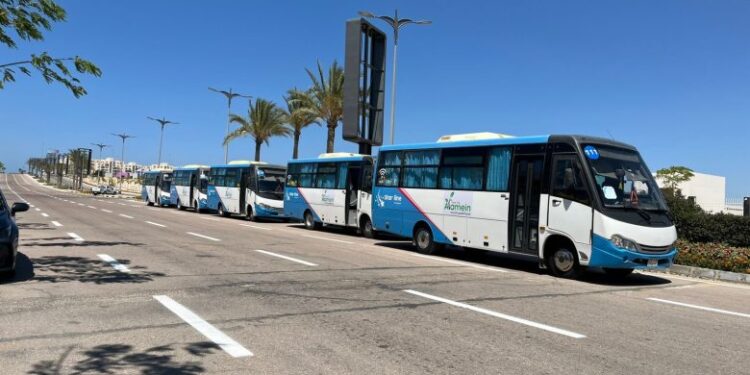 بدء التشغيل التجريبي لخطوط النقل الداخلي في العلمين الجديدة.. تعرف على مساراتها