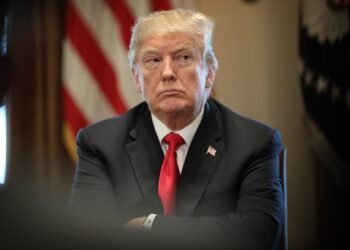 ترامب يهدد روسيا من جديد.. ويؤكد: سنفرض رسوم إضافية إذا لم تلتزم باتفاق أوكرانيا