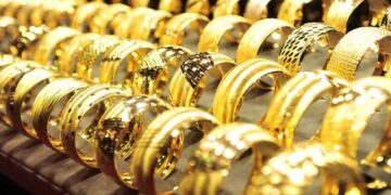 تراجع جديد في أسعار الذهب اليوم الإثنين في مصر.. الجرام يبدأ من3067