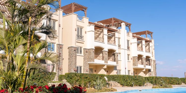 شركة “MG Developments” تعلن تنفيذ أكثر من 40% بمشروع “سافوي” في العين السخنة