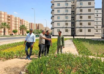 رئيس جهاز مدينة الشروق يتفقد مشروع التغذية الرئيسي للمياه بعددٍ من المجاورات