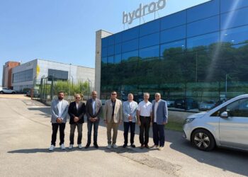 خلال زيارته مصنع للطلمبات بإسبانيا.. وزير الإسكان: مصر تستهدف التحول إلى مركز إقليمي لصناعة الطلمبات الحديثة