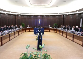 “الوزراء” يعتمد إجراءات حصول مستأجري ” الإيجار القديم” على شقق بديله